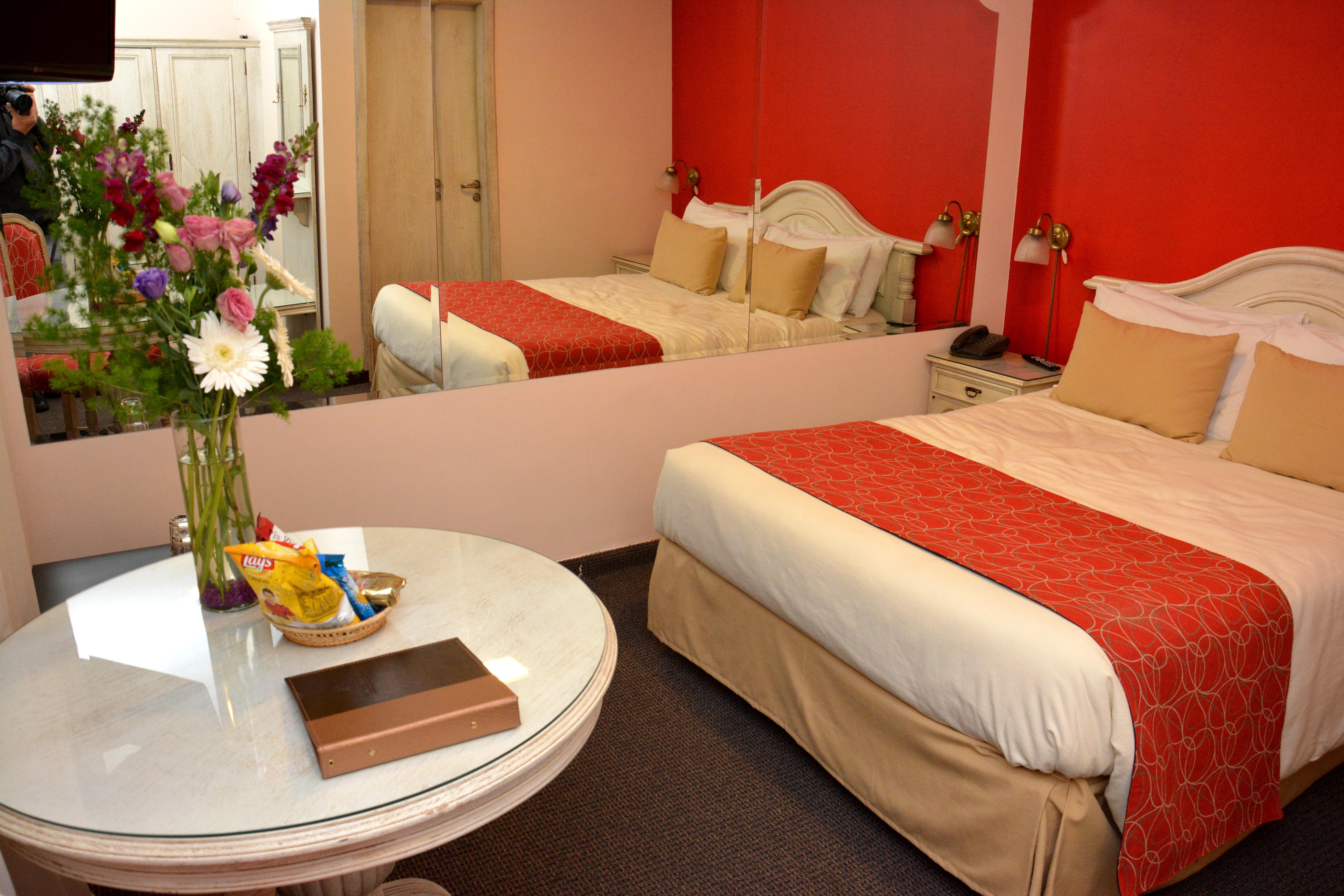Centuria Hotel Buenos Aires Exterior photo