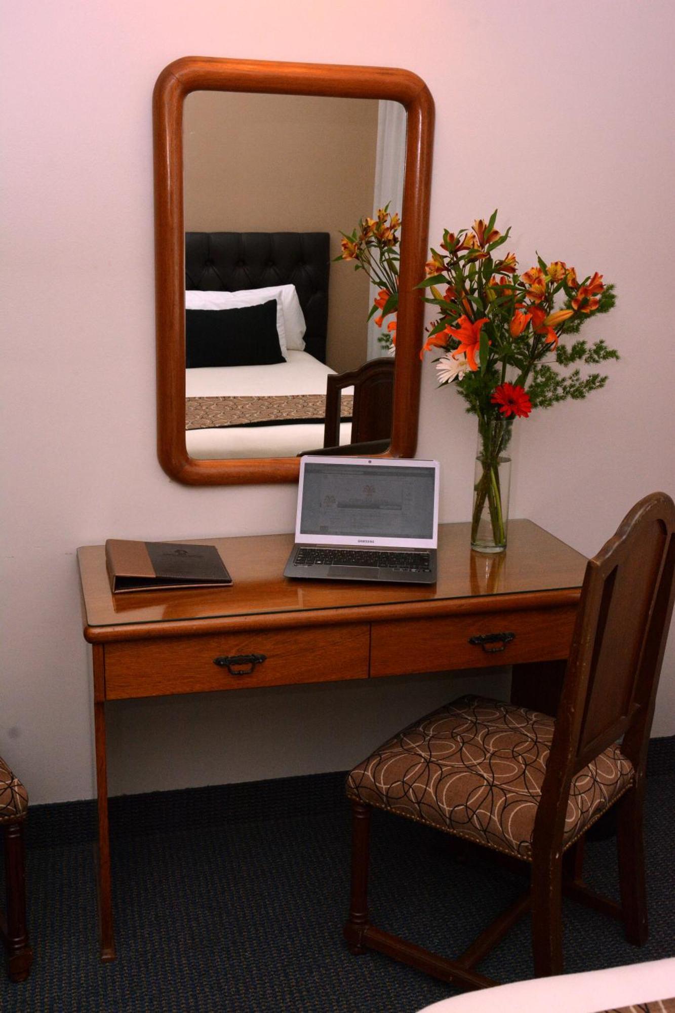 Centuria Hotel Buenos Aires Room photo