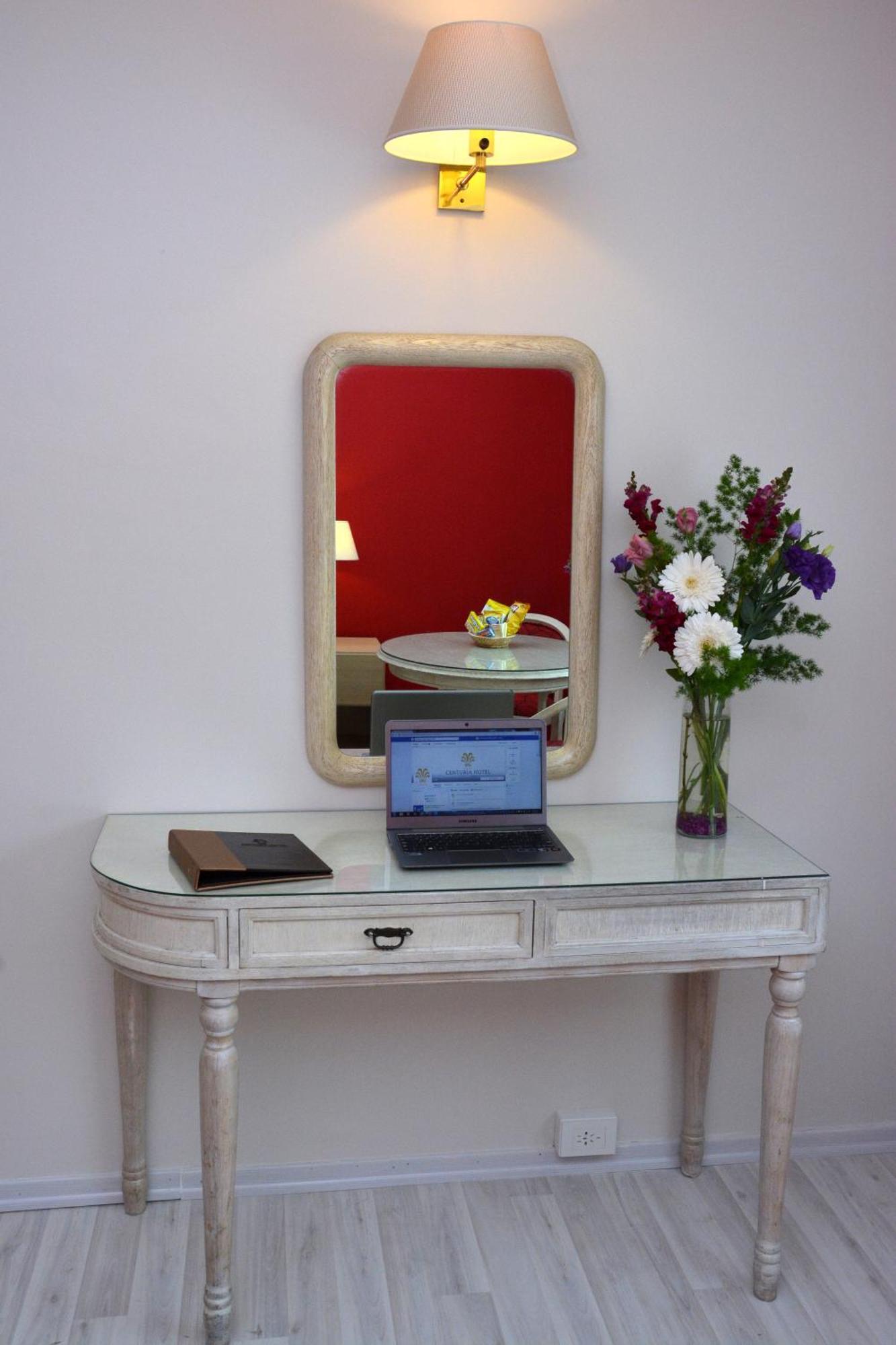 Centuria Hotel Buenos Aires Room photo
